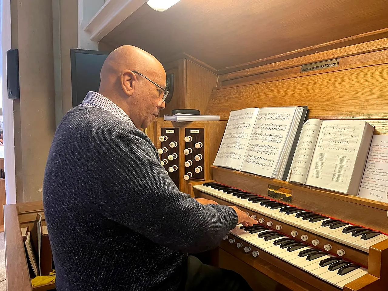 St. Luke’s Chorale wider musical archive photograph