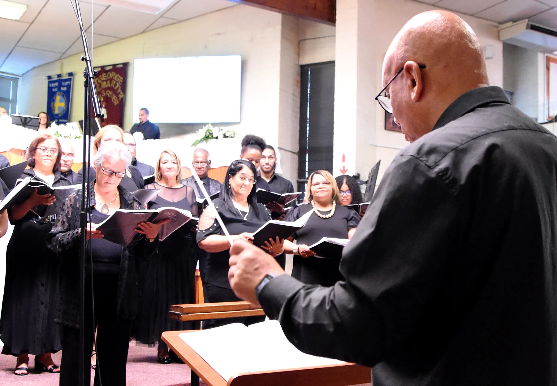 St. Luke’s Chorale 2024 concert photograph