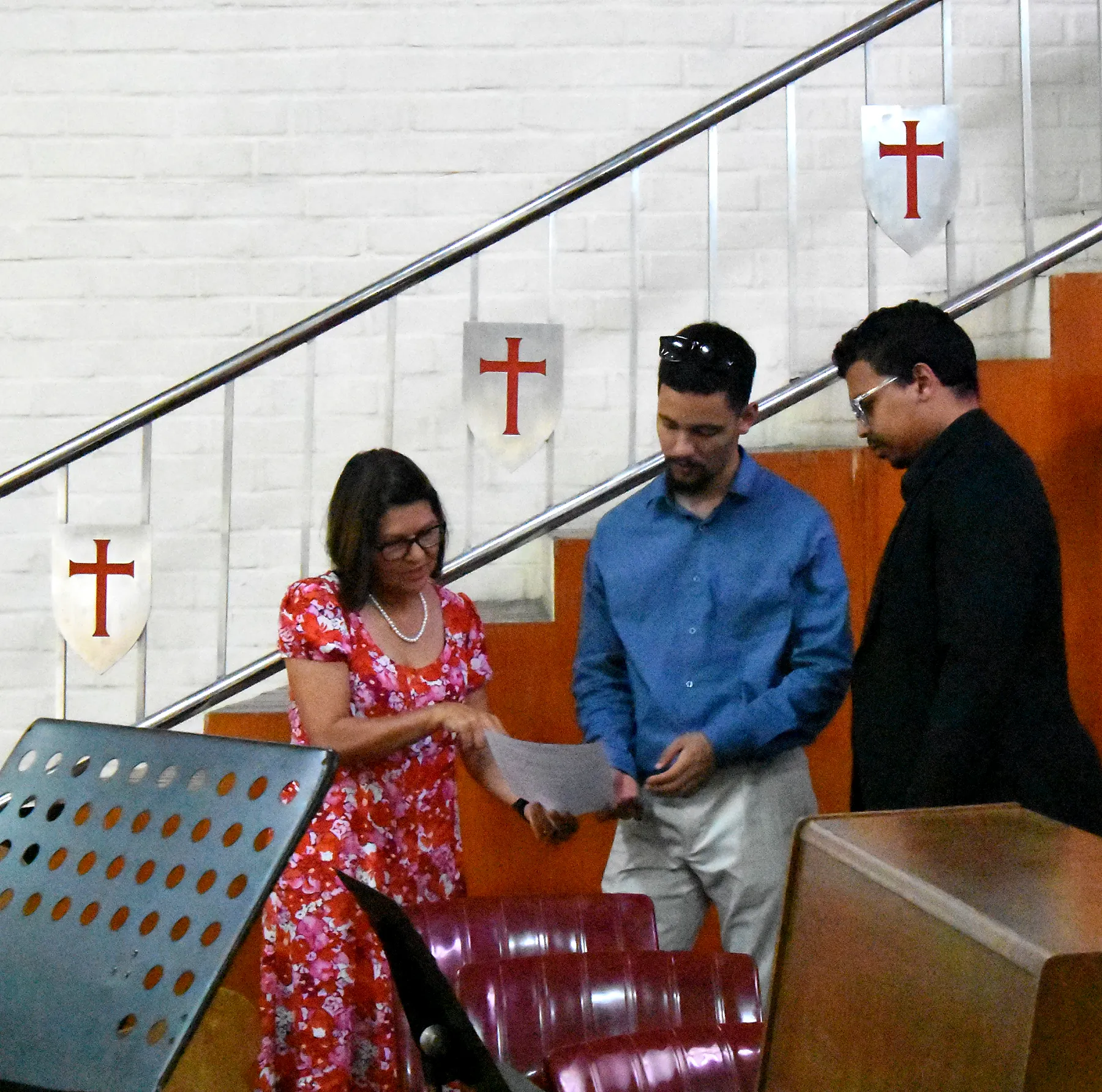 St. Luke’s Chorale 2024 concert preparation photograph