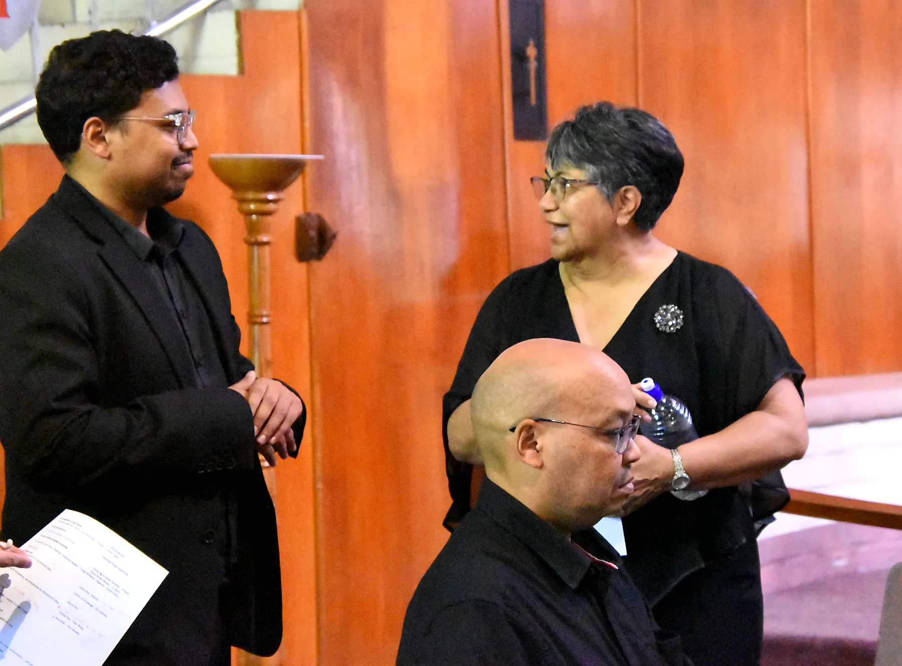 St. Luke’s Chorale 2024 concert preparation photograph