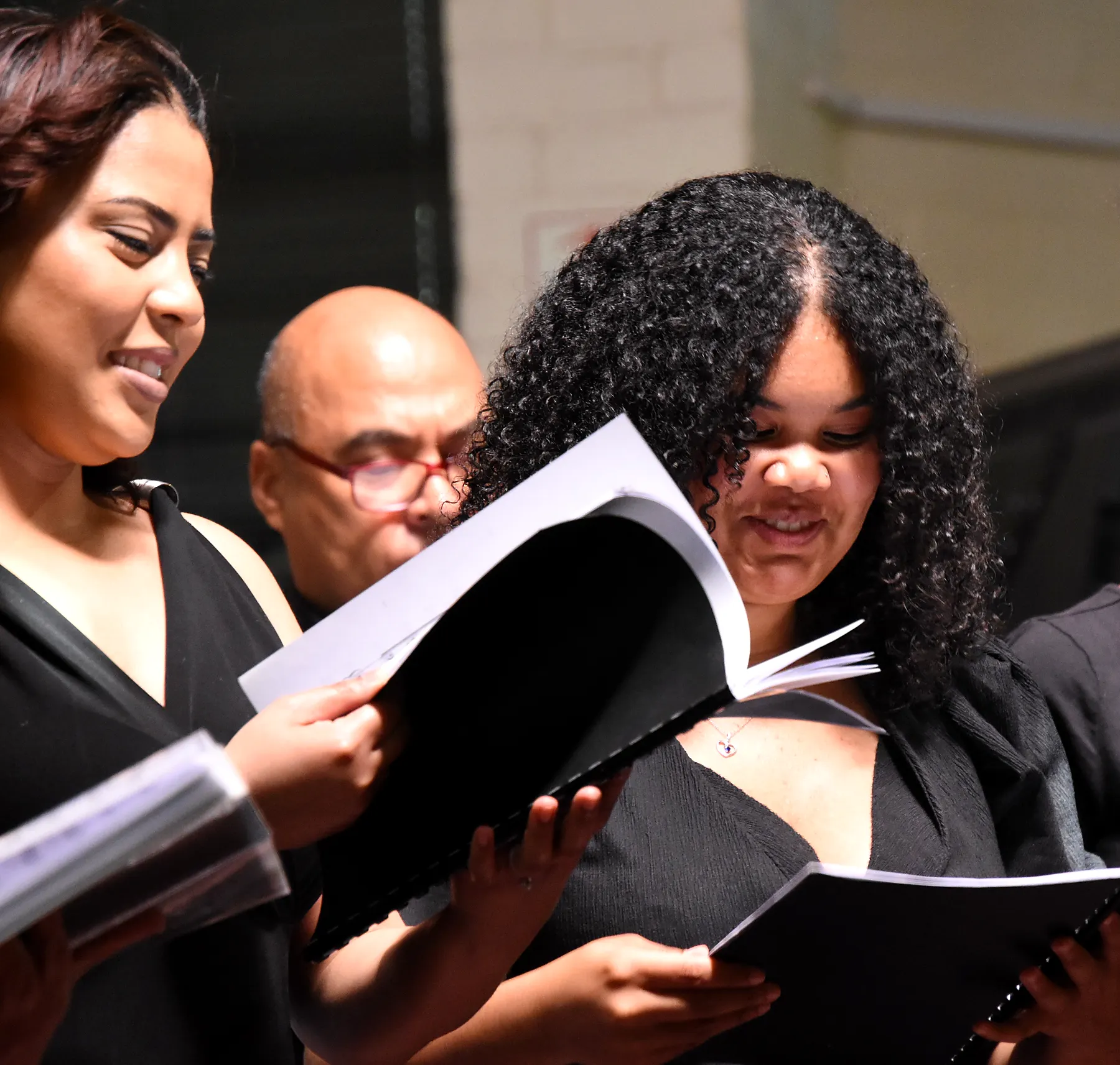 St. Luke’s Chorale 2024 concert preparation photograph